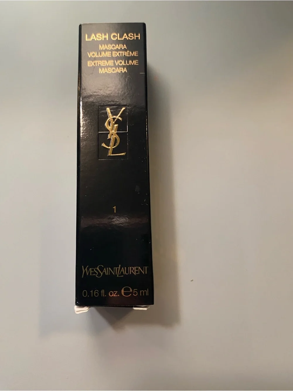 Yves Saint Laurent Lash Clash Mascara in Black